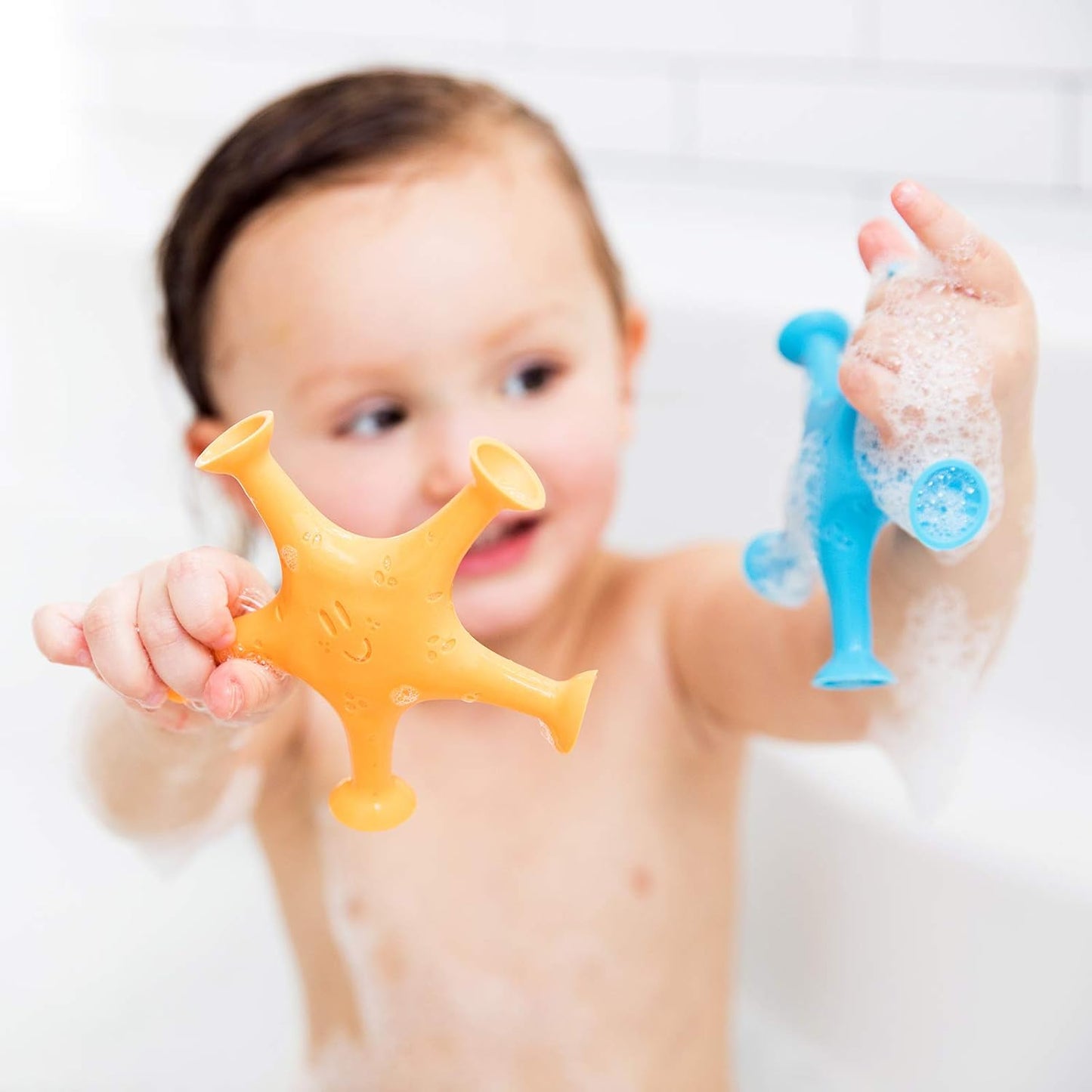 Ubbi Starfish Stretch and Suction Bath Toy Set for Toddlers - Engaging Water Accessories for Bath Time Fun, Set of 3